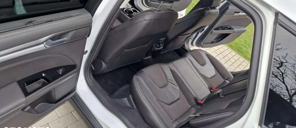 Ford Mondeo cena 57900 przebieg: 108859, rok produkcji 2016 z Grybów małe 326